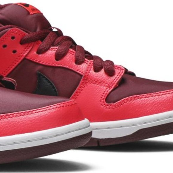 Nike SB Dunk Low Pro J Pack Laser Crimson - 304292 606 - Picture 1 of 5